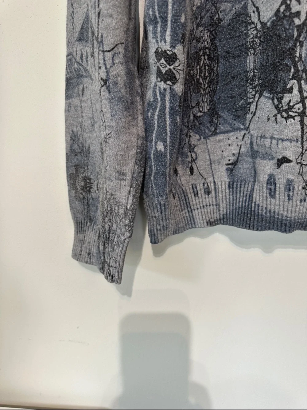 Men's Blue Gray Asian Village Themed Crewneck Sweater